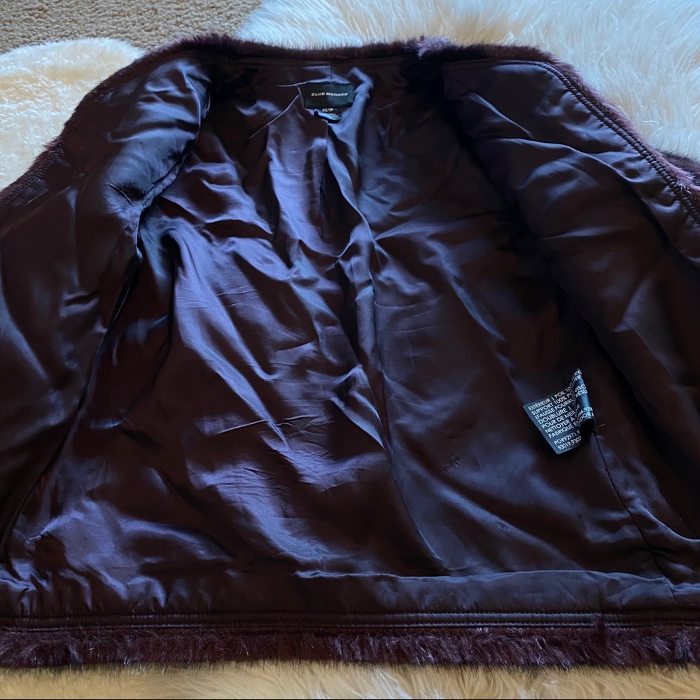 Club Monaco faux fur burgundy jacket - Picture 12 of 12